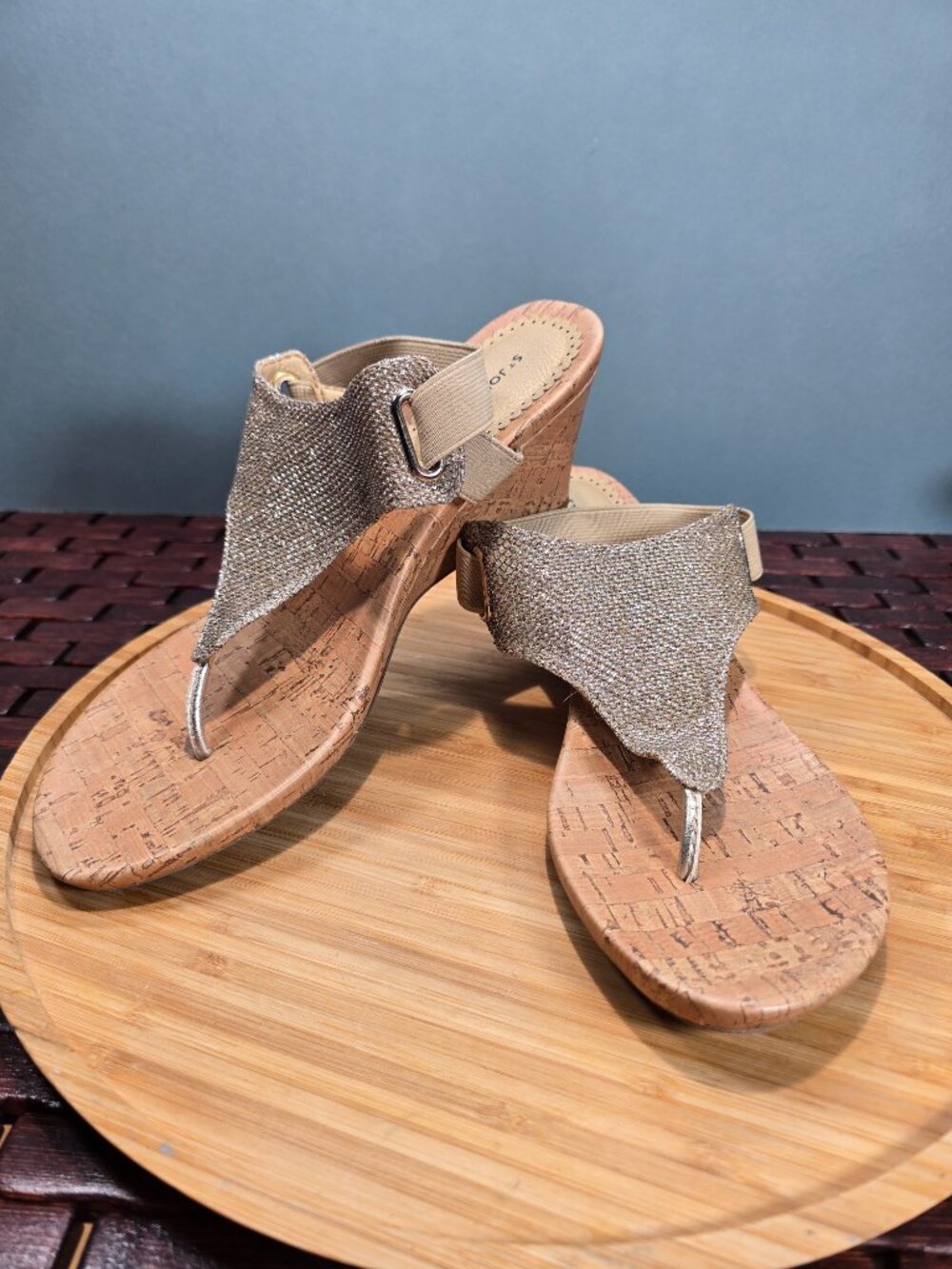 St John's Bay Gold Metallic Look Faux Cork Wedge Heel Sandals Women's 7M Boho